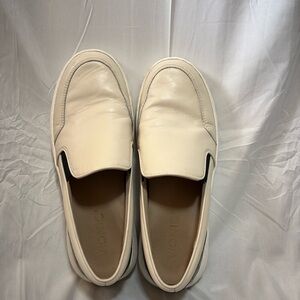 GUC Vionic Cream Loafers Slip-On Shoes Women’s Size 7